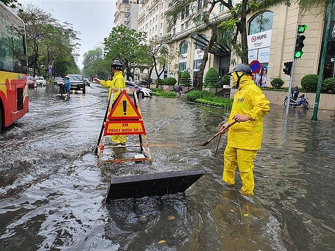 Tăng cường các biện pháp ứng phó với mưa dông kèm lốc sét, mưa đá