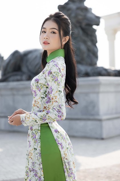 Bộ ảnh profile áo dài đẹp lung linh của dàn thí sinh Miss World Vietnam 2022