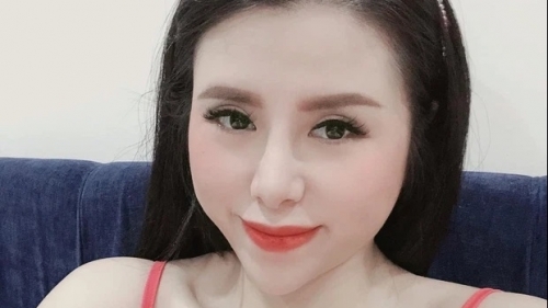 Bắt hotgirl chuyên livestream bán nước nho ma túy