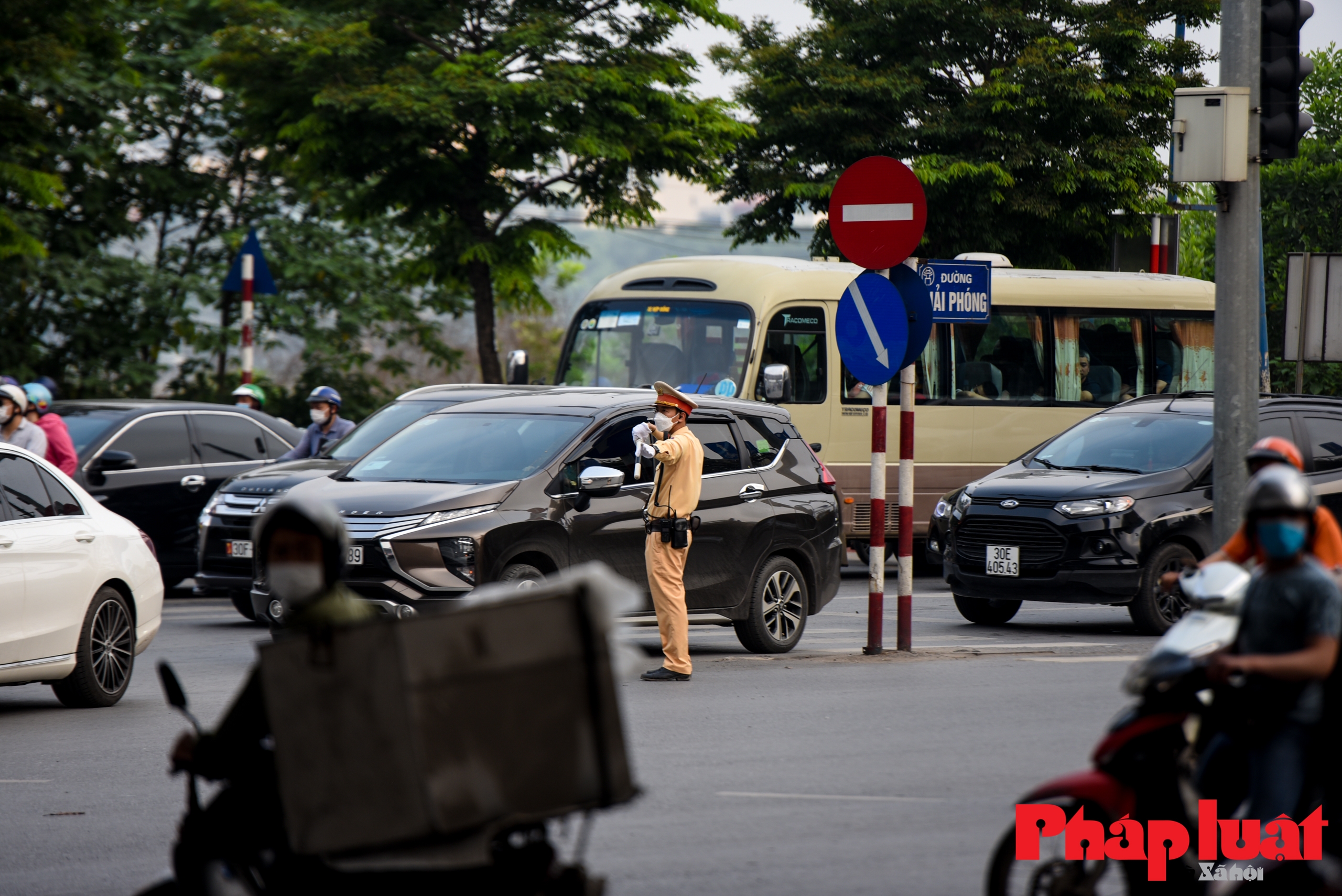 CSGT Hà Nội huy động 100% lực lượng chống ùn tắc dịp nghỉ lễ 30/4-1/5