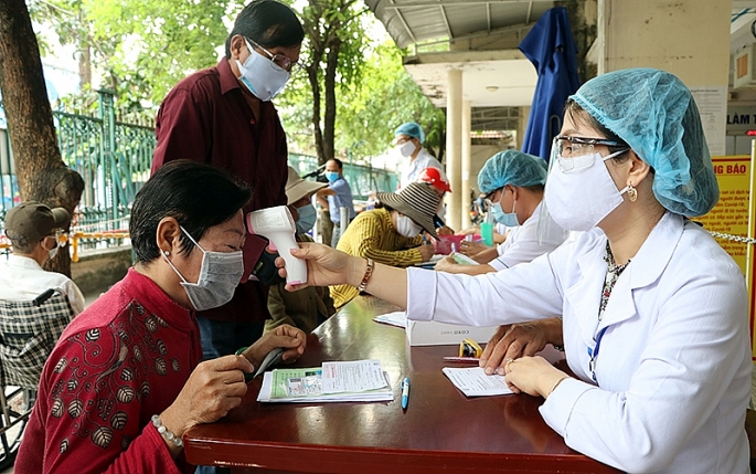 Giao chỉ tiêu thực hiện bao phủ bảo hiểm y tế cho các tỉnh, thành phố