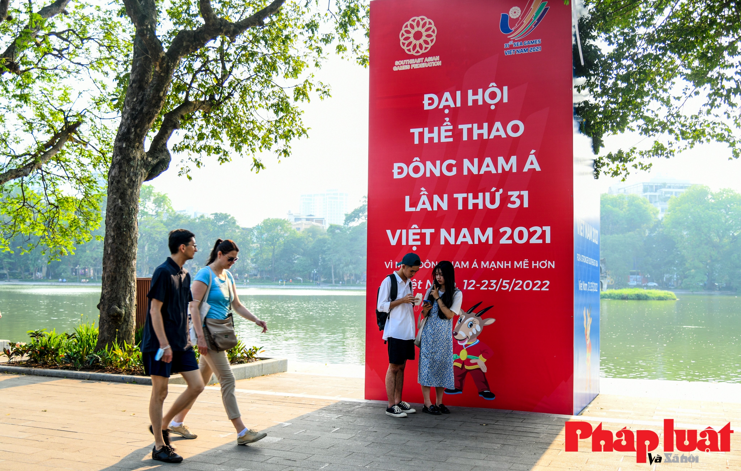 Hà Nội hoàn thiện trang trí, đếm ngược tới SEA Games 31