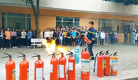 Trang bị kiến thức, kỹ năng về phòng cháy, chữa cháy cho học sinh, sinh viên