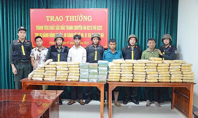 Trong tháng 6 đầu năm, thu giữ hơn 120 bánh heroin có trọng lượng gần 70kg và nhiều dạng ma túy các loại khác 