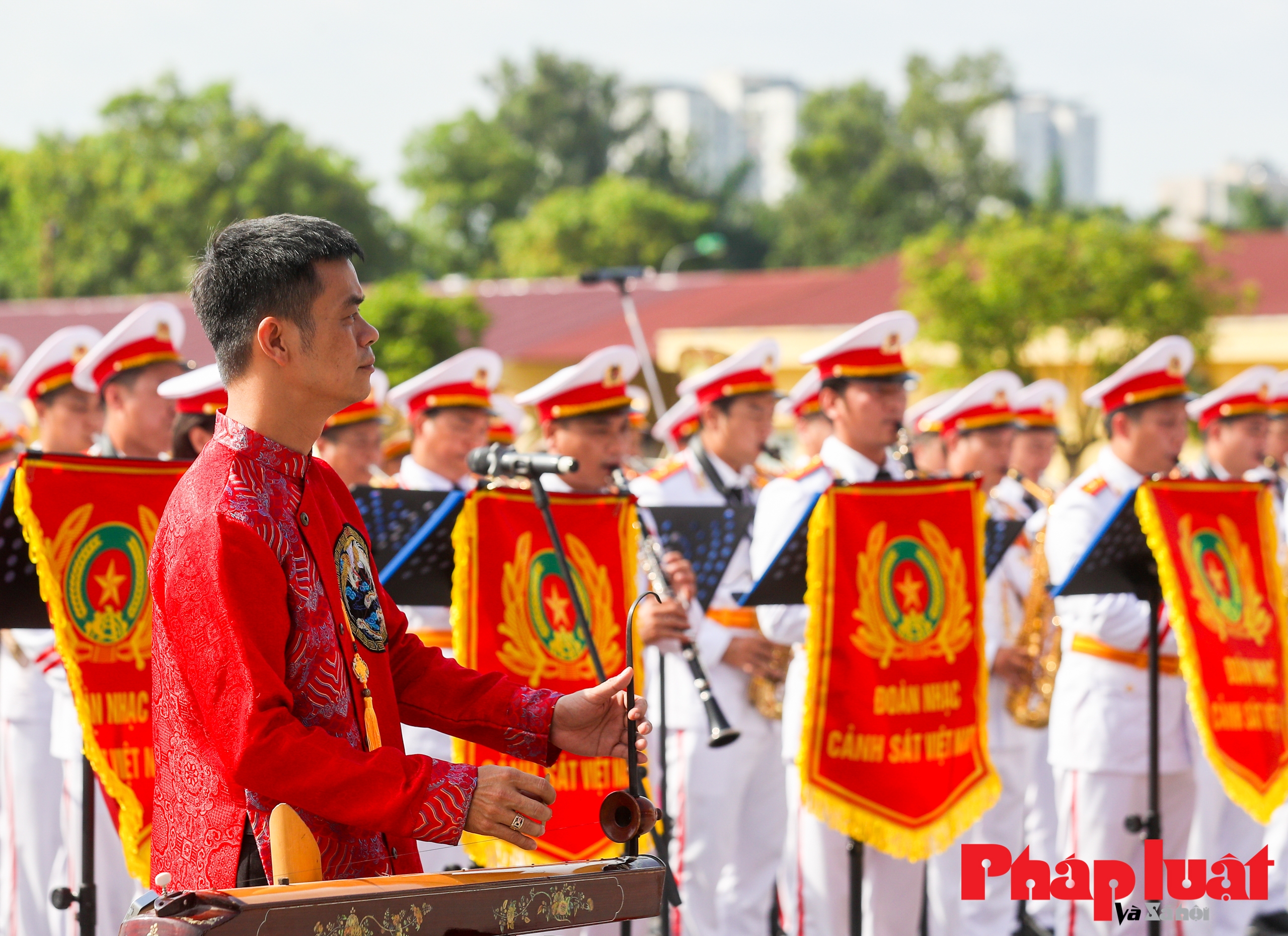 Tổng duyệt chương trình của Đoàn nhạc Cảnh sát Việt Nam