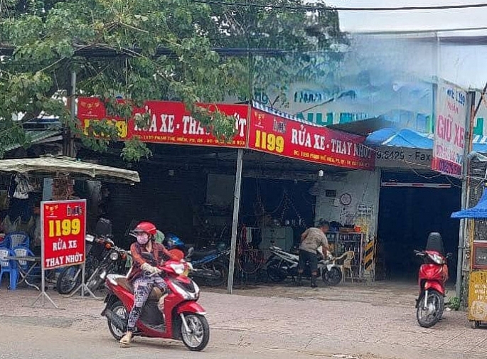 Khu nhà, đất 1199 Phạm Thế Hiển giờ dùng để làm bãi cho thuê sửa chữa xe.