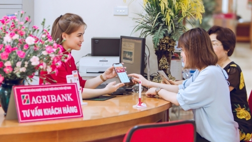 Hơn 900 giải thưởng chờ đón Tân sinh viên 2022 khi mở tài khoản tại Agribank