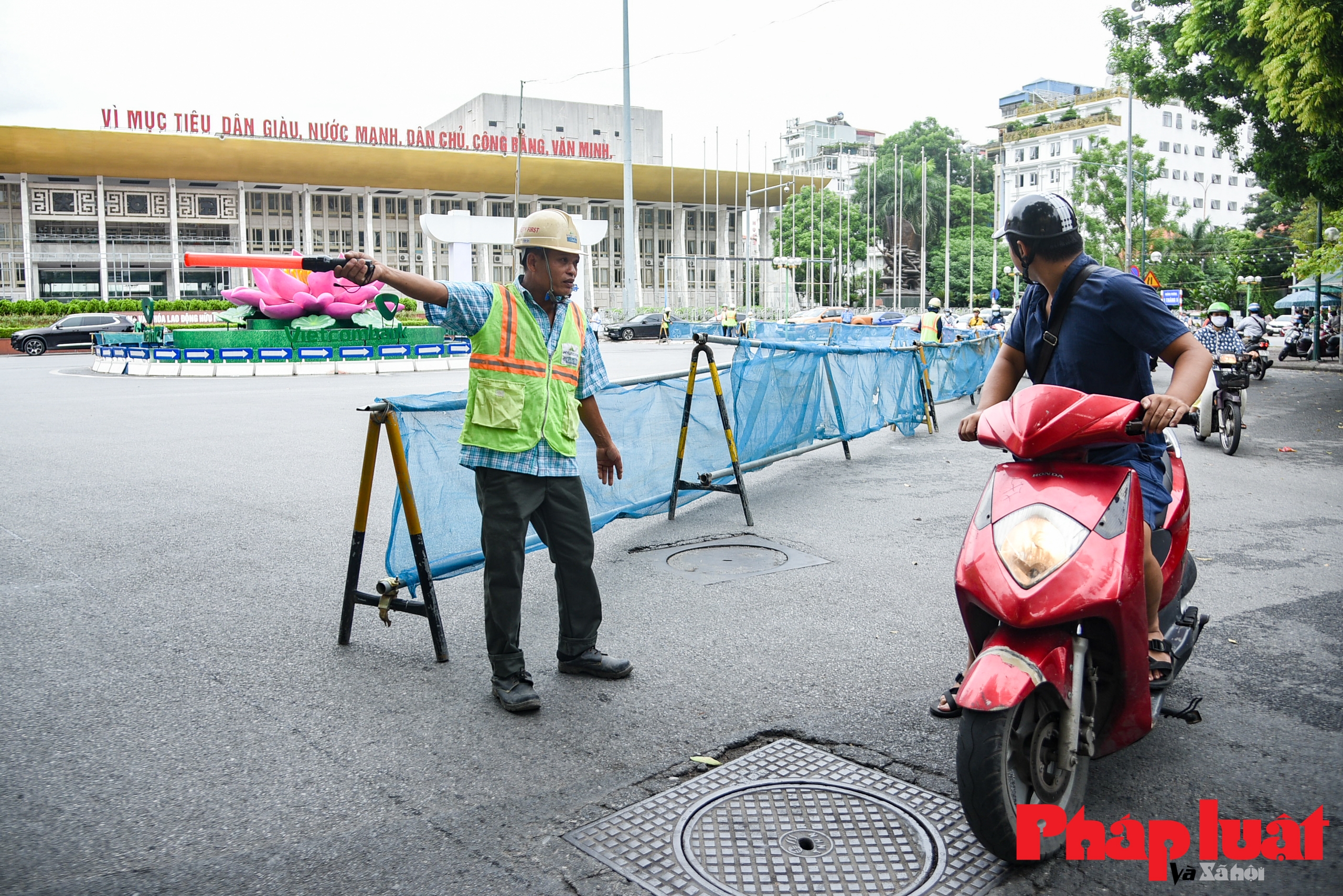 Hà Nội phân luồng đường Trần Hưng Đạo phục vụ thi công đường sắt Metro