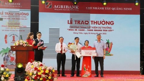 Agribank trao giải Đặc biệt Chương trình “Mùa hè Xanh – Tăng nhanh tích lũy”