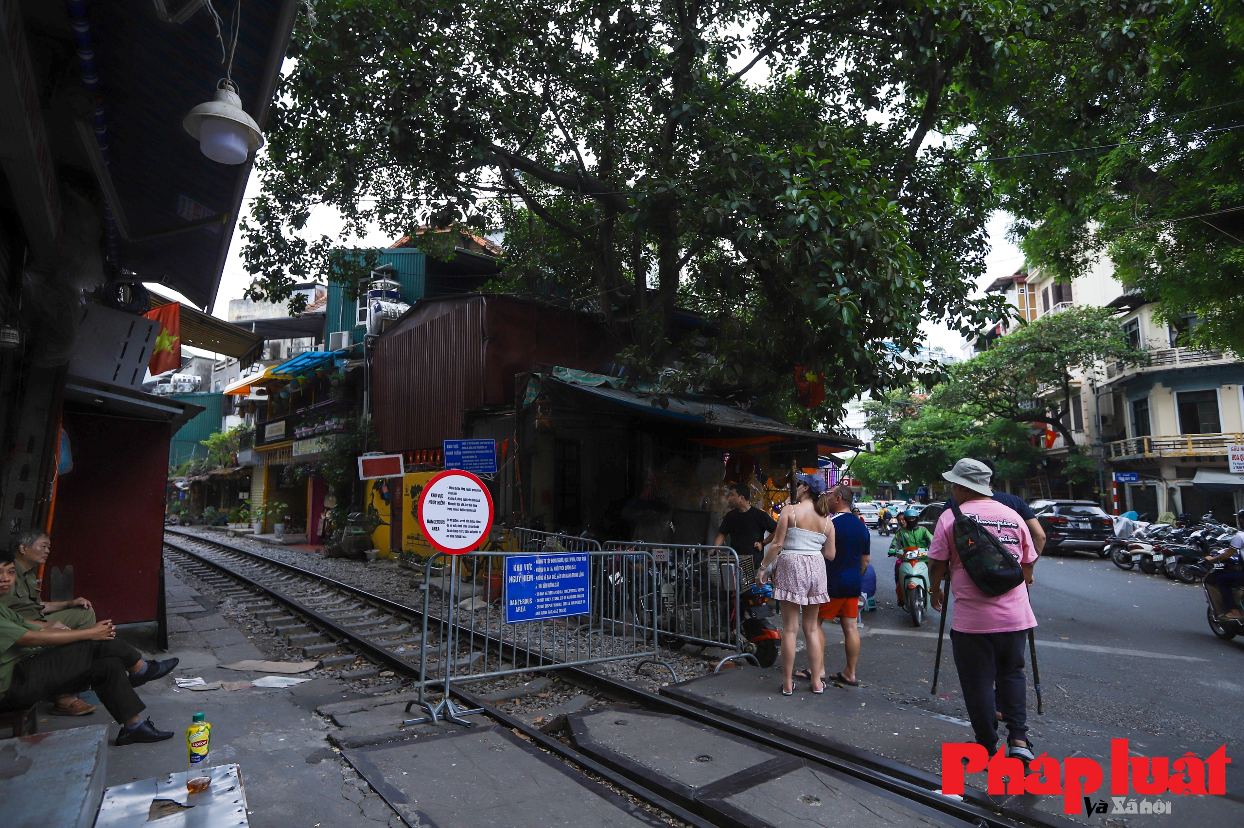 Hiện trạng phố cà phê đường tàu sau 1 tuần giải toả