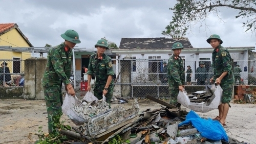 Thủ tướng yêu cầu tập trung khắc phục hậu quả bão số 4, chủ động ứng phó thiên tai trong thời gian tới