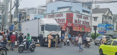 Quận 12: Người đàn ông bị xe tải cuốn vào gầm tử vong tại chỗ