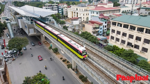 8 đoàn tàu Metro Nhổn - Ga Hà Nội liên tục chạy thử liên động