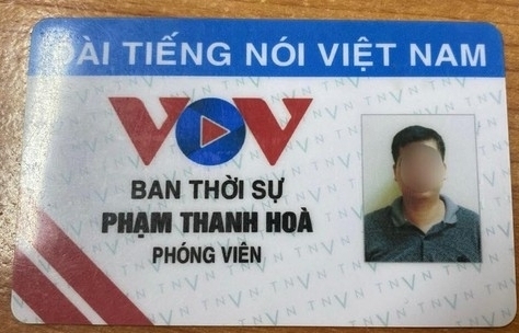 Xuất trình thẻ phóng viên nghi giả mạo để xin bỏ qua vi phạm nồng độ cồn