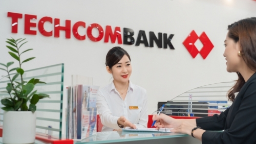 Năm 2022, Techcombank giữ vững hệ số an toàn vốn ở mức cao, thu hút thêm 1,2 triệu khách hàng mới