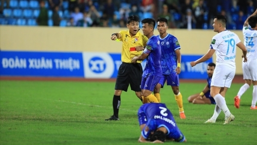 VFF đề xuất mời trọng tài ngoại điều hành các trận đấu quan trọng tại V-League 2023