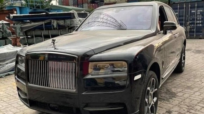 Tìm chủ nhân chiếc Rolls-Royce Cullinan hơn 40 tỷ đồng bỏ quên tại cảng Hải Phòng