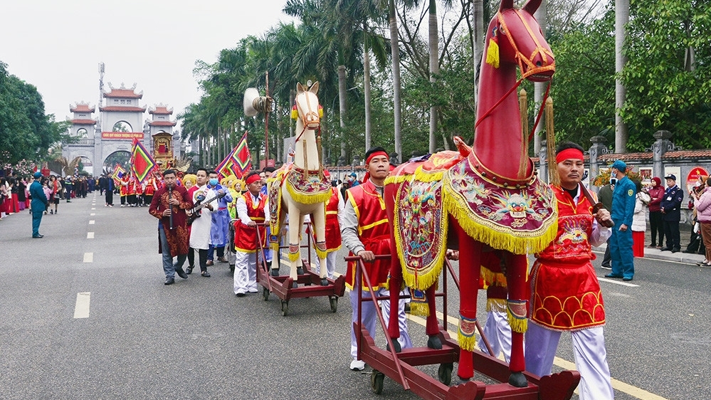 Hà Nội công khai đường dây nóng phản ánh hoạt động lễ hội