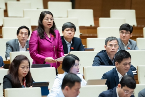 Bộ trưởng Bộ Tài chính lý giải nghịch lý "giá vé máy bay càng tăng thì doanh nghiệp càng lỗ"