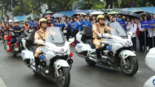 1.000 bạn trẻ hưởng ứng “Năm an toàn giao thông 2024” và tuyên truyền phòng cháy, chữa cháy