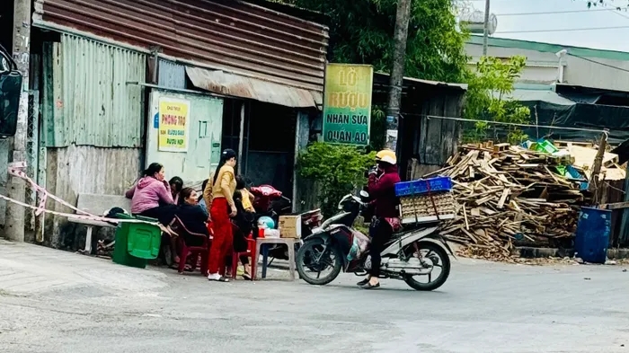 Thiếu nữ 16 tuổi bị người tình của mẹ sát hại trong phòng trọ