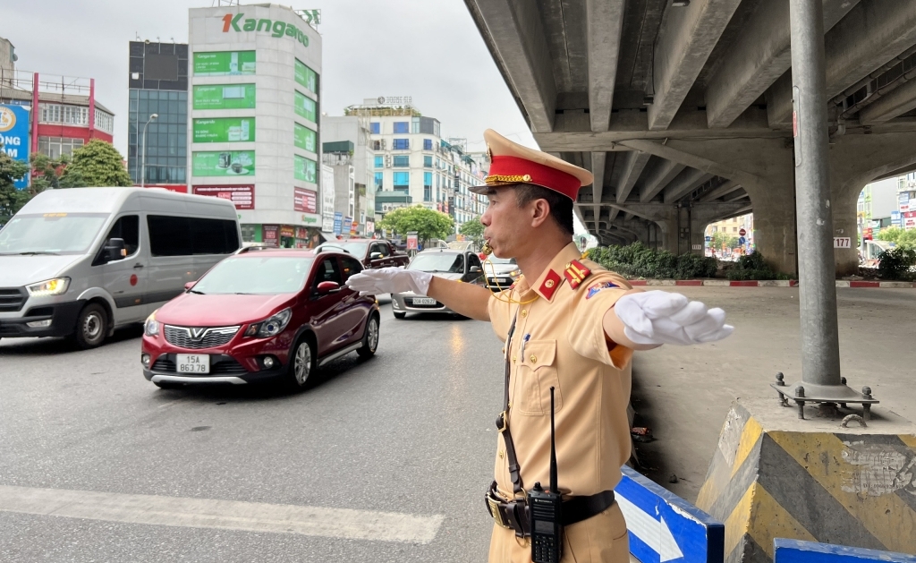 Thủ tướng gửi thư khen lực lượng Cảnh sát giao thông đảm bảo an toàn dịp nghỉ lễ 30/4-1/5