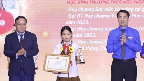 Kỳ thủ cờ tướng nhí được vinh danh top 10 gương mặt trẻ Thủ đô tiêu biểu năm 2023