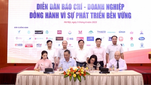 Báo chí - Doanh nghiệp - người làm chính sách: mối quan hệ không thể tách rời