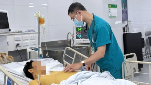 Xơ gan giai đoạn cuối vì lạm dụng rượu bia, thuốc không rõ nguồn gốc