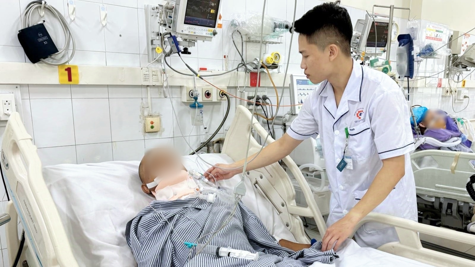 Cứu sống bệnh nhân gặp tai nạn kinh hoàng tại công trường