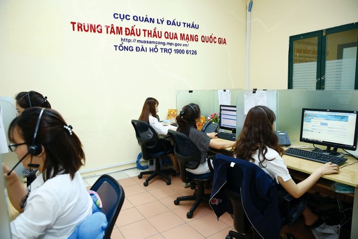 Thực hiện triệt để đấu thầu qua mạng