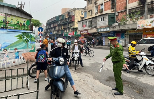 Bảo đảm ATGT cho học sinh tiểu học tới trường an toàn