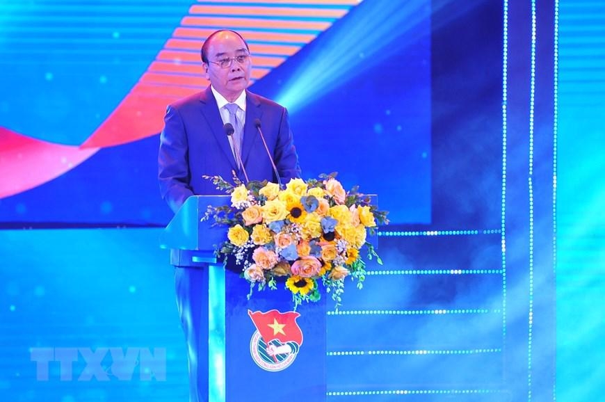 Tuyên dương 10 gương mặt trẻ Việt Nam tiêu biểu năm 2021