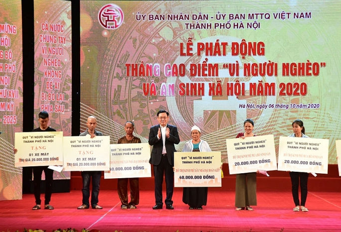 ha noi van dong can bo cong chuc nguoi lao dong ung ho quy vi nguoi ngheo