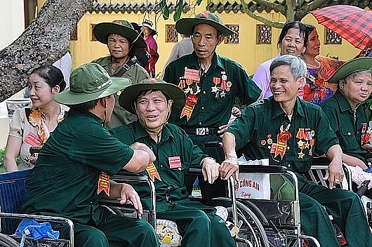 Bảo đảm thực hiện đầy đủ chế độ chính sách đối với người có công với cách mạng