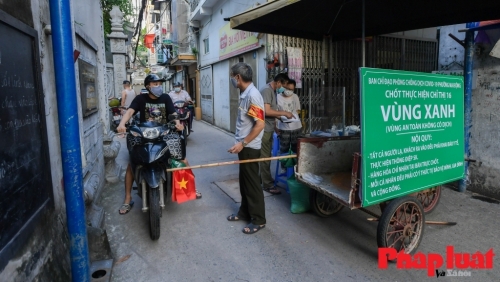 “Mỗi người dân là một chiến sĩ”, “mỗi gia đình là một pháo đài” chung tay chống dịch