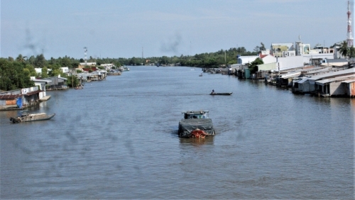 Tạo điều kiện cho vận tải hàng hóa trên “luồng xanh” đường thủy