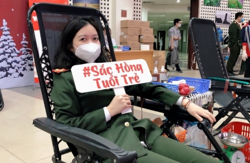 “Sắc hồng tuổi trẻ”