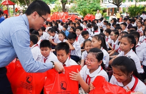 Tân Hiệp Phát mang niềm vui đến hàng trăm trẻ em nhân Ngày quốc tế thiếu nhi năm 2019