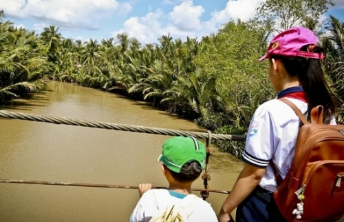 Sức khỏe và tương lai của trẻ em đang bị đe dọa